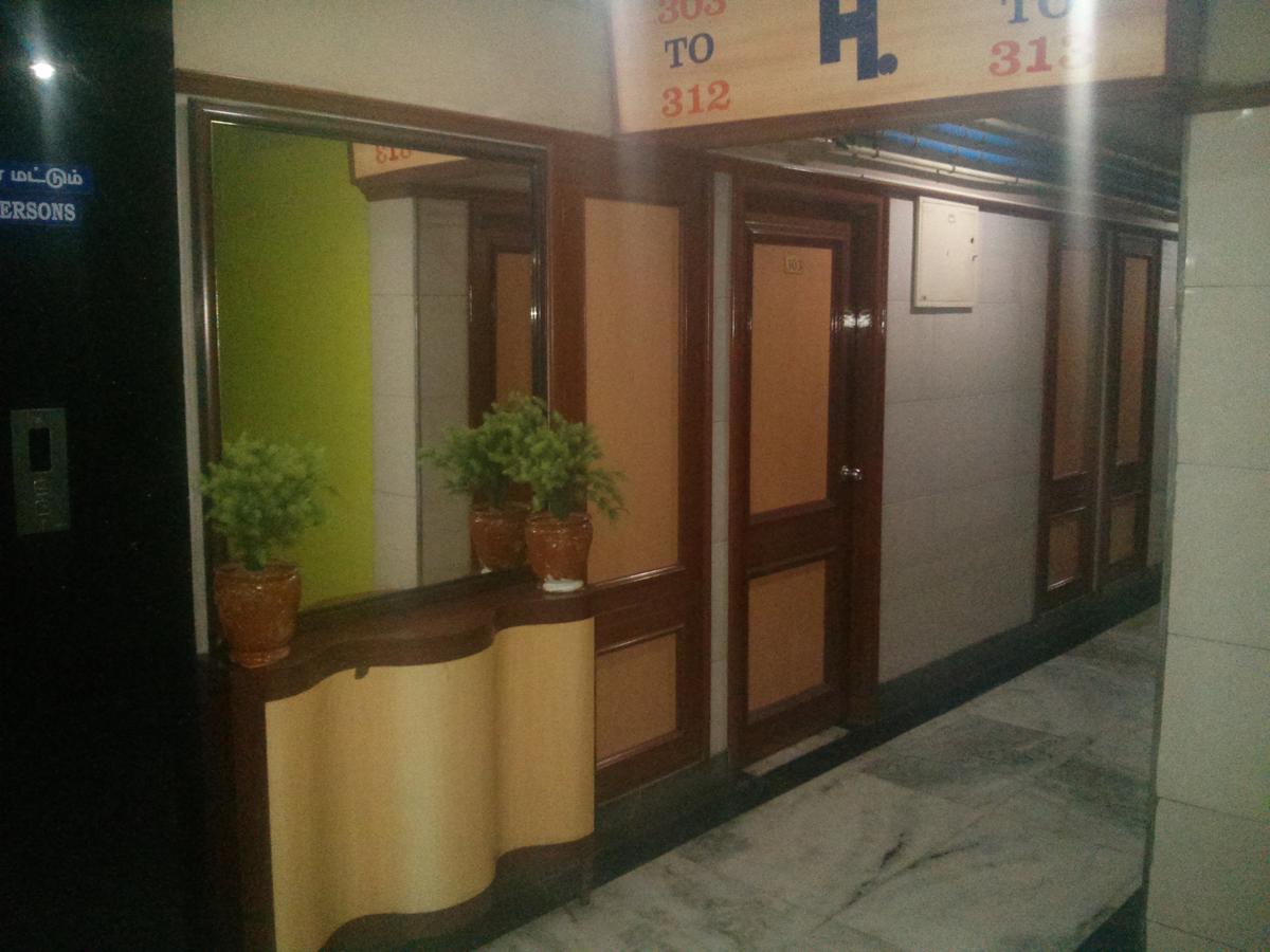 Oyo 5377 Hotel Raaj Bhaavan 钦奈 外观 照片